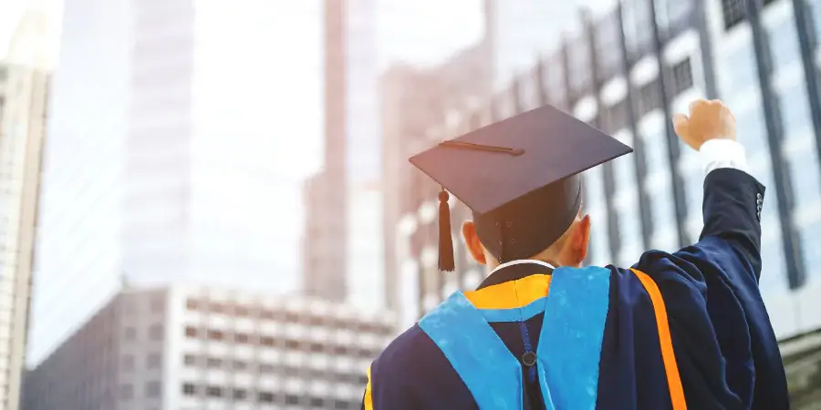 Online Degrees for Career Advancement: ROI Data & Success Strategies