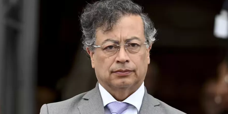 Gustavo Petro Biography